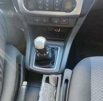 Синий Форд Фокус, объемом двигателя 1.6 л и пробегом 198 тыс. км за 6200 $, фото 14 на Automoto.ua