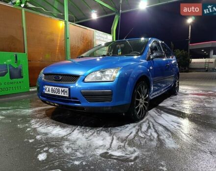Синий Форд Фокус, объемом двигателя 1.6 л и пробегом 220 тыс. км за 6300 $, фото 1 на Automoto.ua
