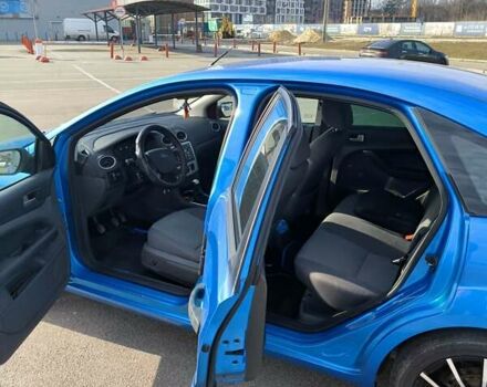 Синий Форд Фокус, объемом двигателя 1.6 л и пробегом 220 тыс. км за 6300 $, фото 22 на Automoto.ua