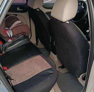 Форд Фокус 2005 в Николаеве на Automoto.ua Синий Форд Фокус, объемом двигателя 1.6 л и пробегом 202 тыс. км за 5350 $, фото 3 на Automoto.ua