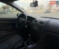 Синий Форд Фокус, объемом двигателя 1.4 л и пробегом 290 тыс. км за 3800 $, фото 7 на Automoto.ua