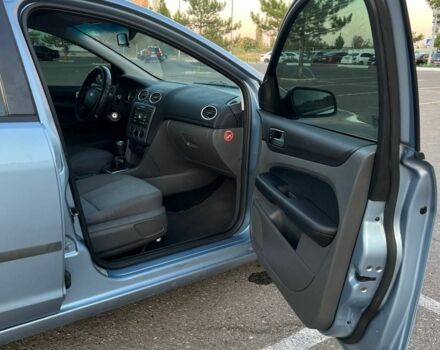 Синий Форд Фокус, объемом двигателя 1.6 л и пробегом 192 тыс. км за 3800 $, фото 7 на Automoto.ua