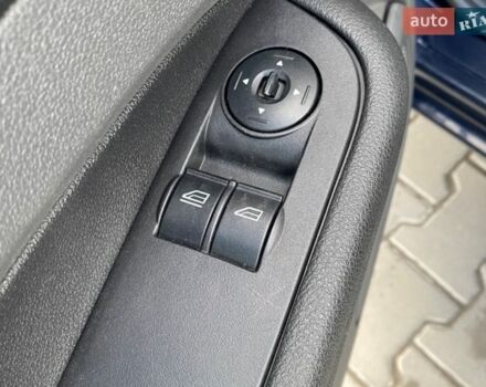 Синий Форд Фокус, объемом двигателя 1.4 л и пробегом 200 тыс. км за 4600 $, фото 21 на Automoto.ua