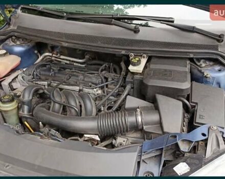 Синий Форд Фокус, объемом двигателя 1.6 л и пробегом 230 тыс. км за 4500 $, фото 2 на Automoto.ua