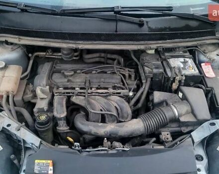 Синій Форд Фокус, об'ємом двигуна 1.6 л та пробігом 370 тис. км за 5000 $, фото 6 на Automoto.ua