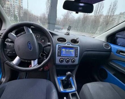 Синий Форд Фокус, объемом двигателя 1.6 л и пробегом 245 тыс. км за 4500 $, фото 17 на Automoto.ua