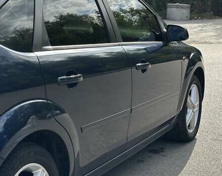 Синий Форд Фокус, объемом двигателя 1.8 л и пробегом 286 тыс. км за 4899 $, фото 3 на Automoto.ua