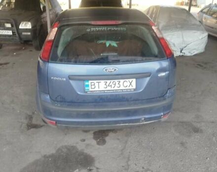 Синий Форд Фокус, объемом двигателя 1.8 л и пробегом 250 тыс. км за 1800 $, фото 4 на Automoto.ua