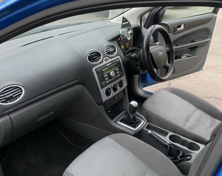 Синий Форд Фокус, объемом двигателя 1.4 л и пробегом 165 тыс. км за 2100 $, фото 11 на Automoto.ua