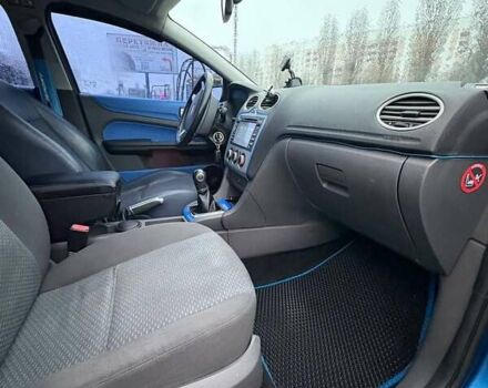 Синий Форд Фокус, объемом двигателя 1.6 л и пробегом 245 тыс. км за 4500 $, фото 24 на Automoto.ua