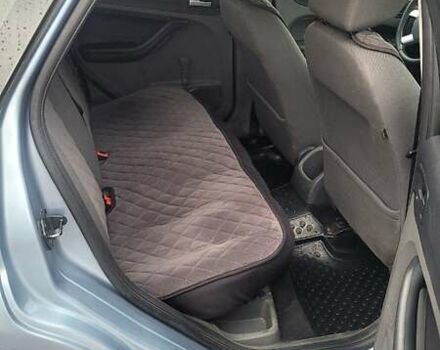 Синий Форд Фокус, объемом двигателя 1.6 л и пробегом 371 тыс. км за 4000 $, фото 8 на Automoto.ua