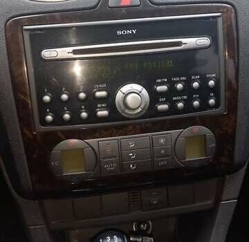 Синий Форд Фокус, объемом двигателя 1.6 л и пробегом 267 тыс. км за 3450 $, фото 3 на Automoto.ua