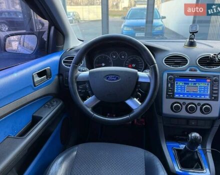 Синий Форд Фокус, объемом двигателя 1.6 л и пробегом 246 тыс. км за 4990 $, фото 13 на Automoto.ua