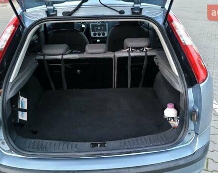 Синій Форд Фокус, об'ємом двигуна 1.6 л та пробігом 370 тис. км за 5000 $, фото 5 на Automoto.ua