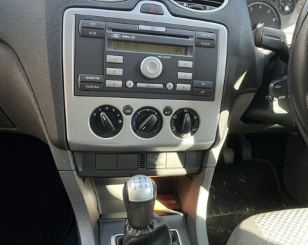 Синий Форд Фокус, объемом двигателя 1.4 л и пробегом 160 тыс. км за 2000 $, фото 4 на Automoto.ua