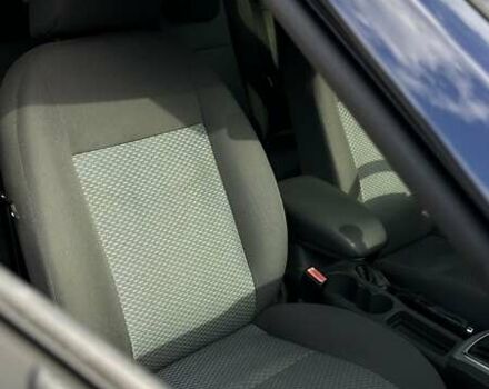 Синий Форд Фокус, объемом двигателя 1.8 л и пробегом 286 тыс. км за 4899 $, фото 20 на Automoto.ua