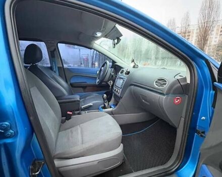 Синий Форд Фокус, объемом двигателя 1.6 л и пробегом 245 тыс. км за 4500 $, фото 25 на Automoto.ua