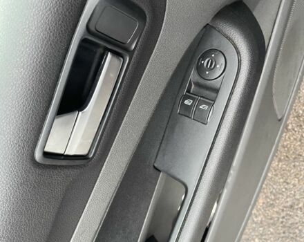 Синий Форд Фокус, объемом двигателя 1.4 л и пробегом 300 тыс. км за 3300 $, фото 6 на Automoto.ua