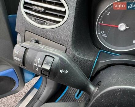 Синий Форд Фокус, объемом двигателя 1.6 л и пробегом 246 тыс. км за 4990 $, фото 17 на Automoto.ua