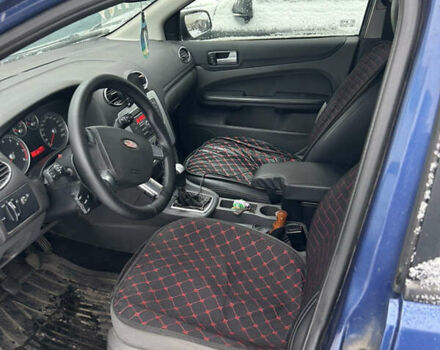 Синий Форд Фокус, объемом двигателя 1.4 л и пробегом 174 тыс. км за 3950 $, фото 3 на Automoto.ua