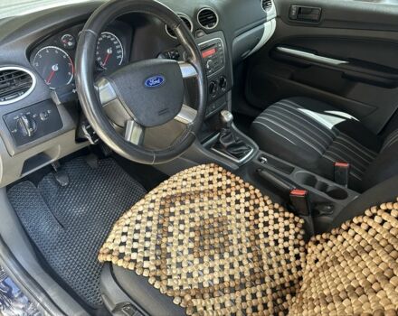 Синій Форд Фокус, об'ємом двигуна 1.4 л та пробігом 286 тис. км за 4300 $, фото 2 на Automoto.ua