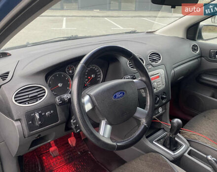 Форд Фокус 2007 у Києві на Automoto.ua Синій Форд Фокус, об'ємом двигуна 1.6 л та пробігом 285 тис. км за 3600 $, фото 18 на Automoto.ua