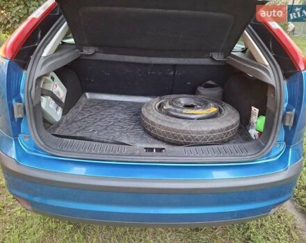 Синий Форд Фокус, объемом двигателя 1.6 л и пробегом 230 тыс. км за 5500 $, фото 25 на Automoto.ua