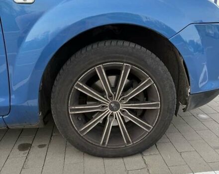 Синий Форд Фокус, объемом двигателя 1.6 л и пробегом 244 тыс. км за 4000 $, фото 11 на Automoto.ua