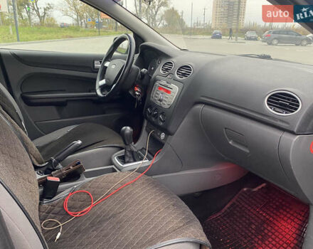 Форд Фокус 2007 у Києві на Automoto.ua Синій Форд Фокус, об'ємом двигуна 1.6 л та пробігом 285 тис. км за 3600 $, фото 16 на Automoto.ua