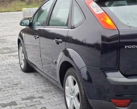 Синій Форд Фокус, об'ємом двигуна 2 л та пробігом 357 тис. км за 4200 $, фото 9 на Automoto.ua