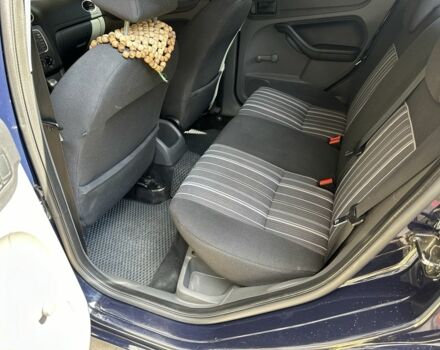 Синій Форд Фокус, об'ємом двигуна 1.4 л та пробігом 286 тис. км за 4300 $, фото 4 на Automoto.ua