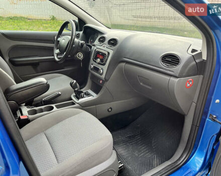 Форд Фокус 2007 в Днепре (Днепропетровске) на Automoto.ua Синий Форд Фокус, объемом двигателя 1.6 л и пробегом 148 тыс. км за 5500 $, фото 12 на Automoto.ua