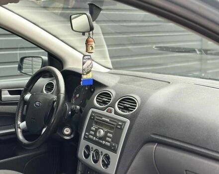 Синий Форд Фокус, объемом двигателя 1.6 л и пробегом 364 тыс. км за 2799 $, фото 5 на Automoto.ua