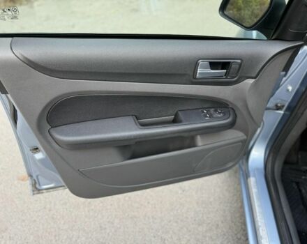 Синий Форд Фокус, объемом двигателя 1.6 л и пробегом 108 тыс. км за 5499 $, фото 9 на Automoto.ua