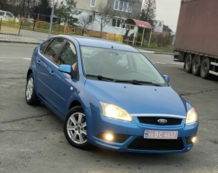 Синій Форд Фокус, об'ємом двигуна 1.6 л та пробігом 237 тис. км за 5300 $, фото 2 на Automoto.ua