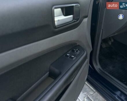 Синий Форд Фокус, объемом двигателя 2 л и пробегом 357 тыс. км за 4700 $, фото 2 на Automoto.ua