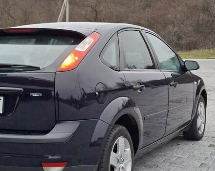 Синий Форд Фокус, объемом двигателя 2 л и пробегом 357 тыс. км за 3900 $, фото 4 на Automoto.ua