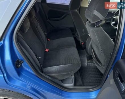 Синий Форд Фокус, объемом двигателя 2 л и пробегом 185 тыс. км за 4500 $, фото 4 на Automoto.ua