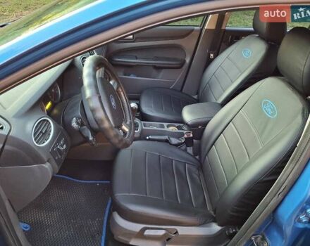 Синий Форд Фокус, объемом двигателя 1.6 л и пробегом 230 тыс. км за 5500 $, фото 11 на Automoto.ua