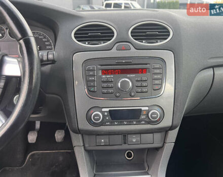 Синий Форд Фокус, объемом двигателя 1.6 л и пробегом 236 тыс. км за 4950 $, фото 20 на Automoto.ua