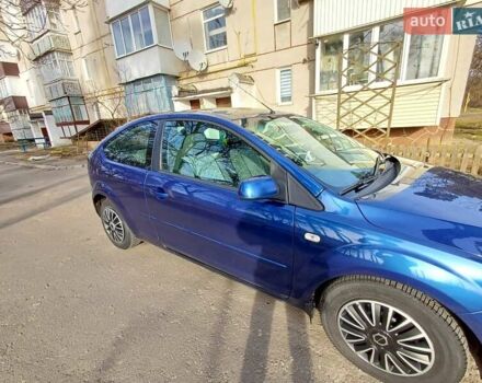 Синій Форд Фокус, об'ємом двигуна 1.6 л та пробігом 249 тис. км за 4500 $, фото 4 на Automoto.ua