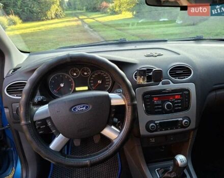 Синий Форд Фокус, объемом двигателя 1.6 л и пробегом 230 тыс. км за 5500 $, фото 14 на Automoto.ua