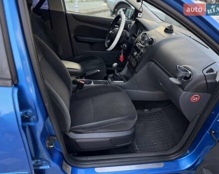 Синий Форд Фокус, объемом двигателя 2 л и пробегом 180 тыс. км за 5100 $, фото 10 на Automoto.ua