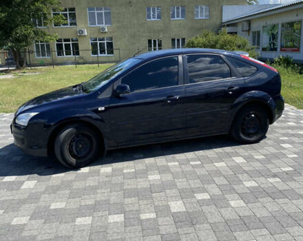 Синий Форд Фокус, объемом двигателя 1.4 л и пробегом 243 тыс. км за 4199 $, фото 2 на Automoto.ua