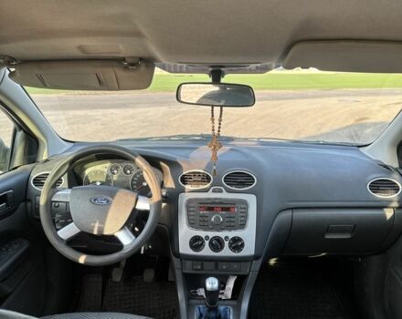 Синий Форд Фокус, объемом двигателя 1.4 л и пробегом 305 тыс. км за 2999 $, фото 4 на Automoto.ua