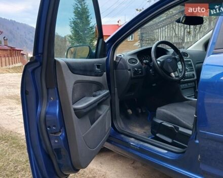 Синій Форд Фокус, об'ємом двигуна 1.6 л та пробігом 314 тис. км за 4050 $, фото 15 на Automoto.ua