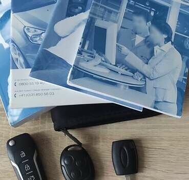 Синий Форд Фокус, объемом двигателя 1.6 л и пробегом 240 тыс. км за 5100 $, фото 20 на Automoto.ua