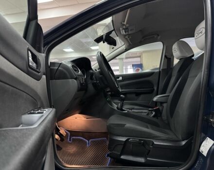 Синій Форд Фокус, об'ємом двигуна 2 л та пробігом 171 тис. км за 6300 $, фото 10 на Automoto.ua