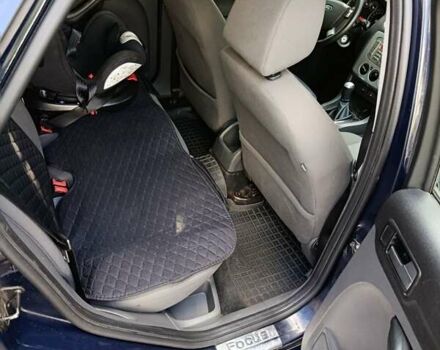 Синий Форд Фокус, объемом двигателя 1.6 л и пробегом 305 тыс. км за 4500 $, фото 10 на Automoto.ua