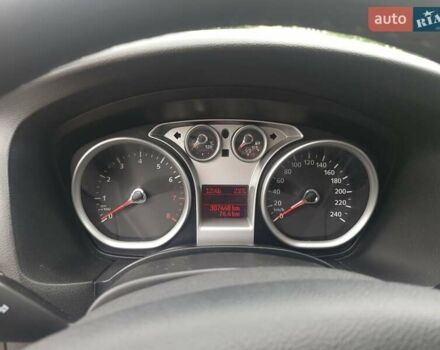 Синій Форд Фокус, об'ємом двигуна 1.6 л та пробігом 307 тис. км за 4700 $, фото 37 на Automoto.ua